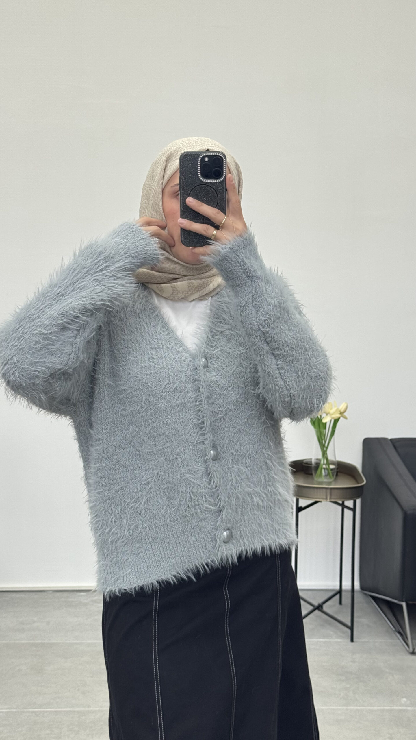 Saçaklı Yumoş Hırka - Görsel 7