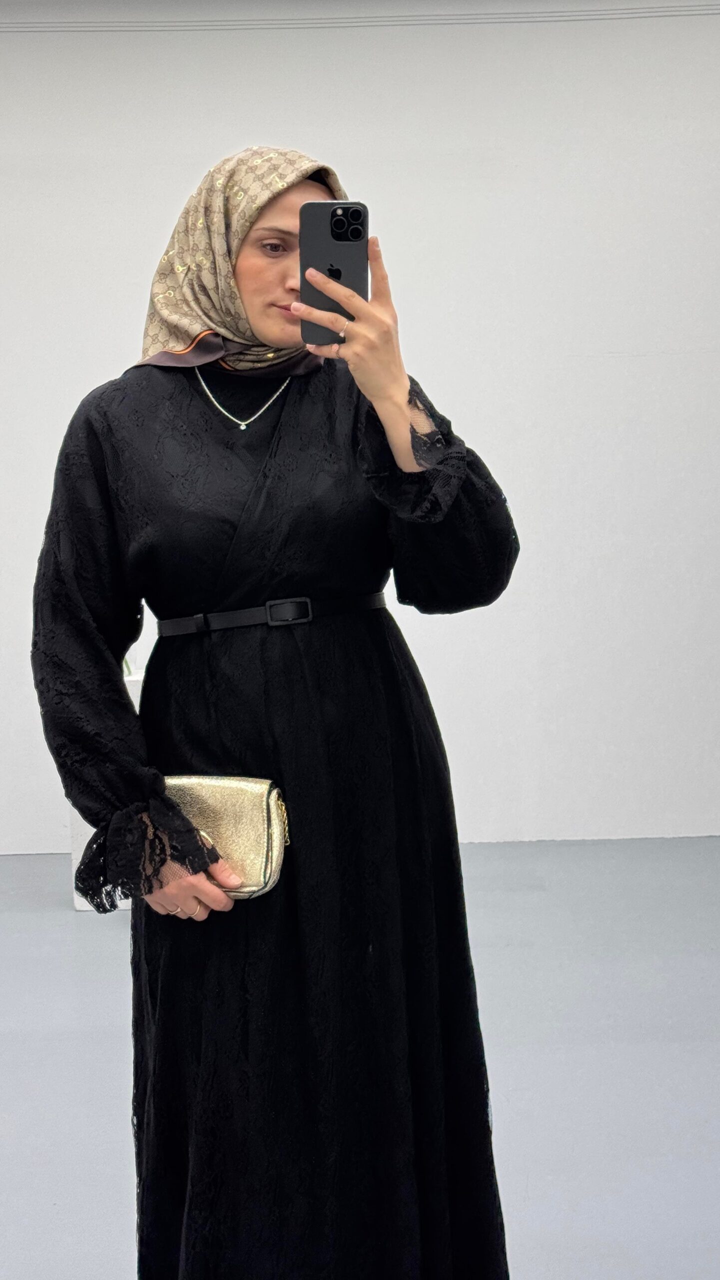 Dantel Elbise - Görsel 2