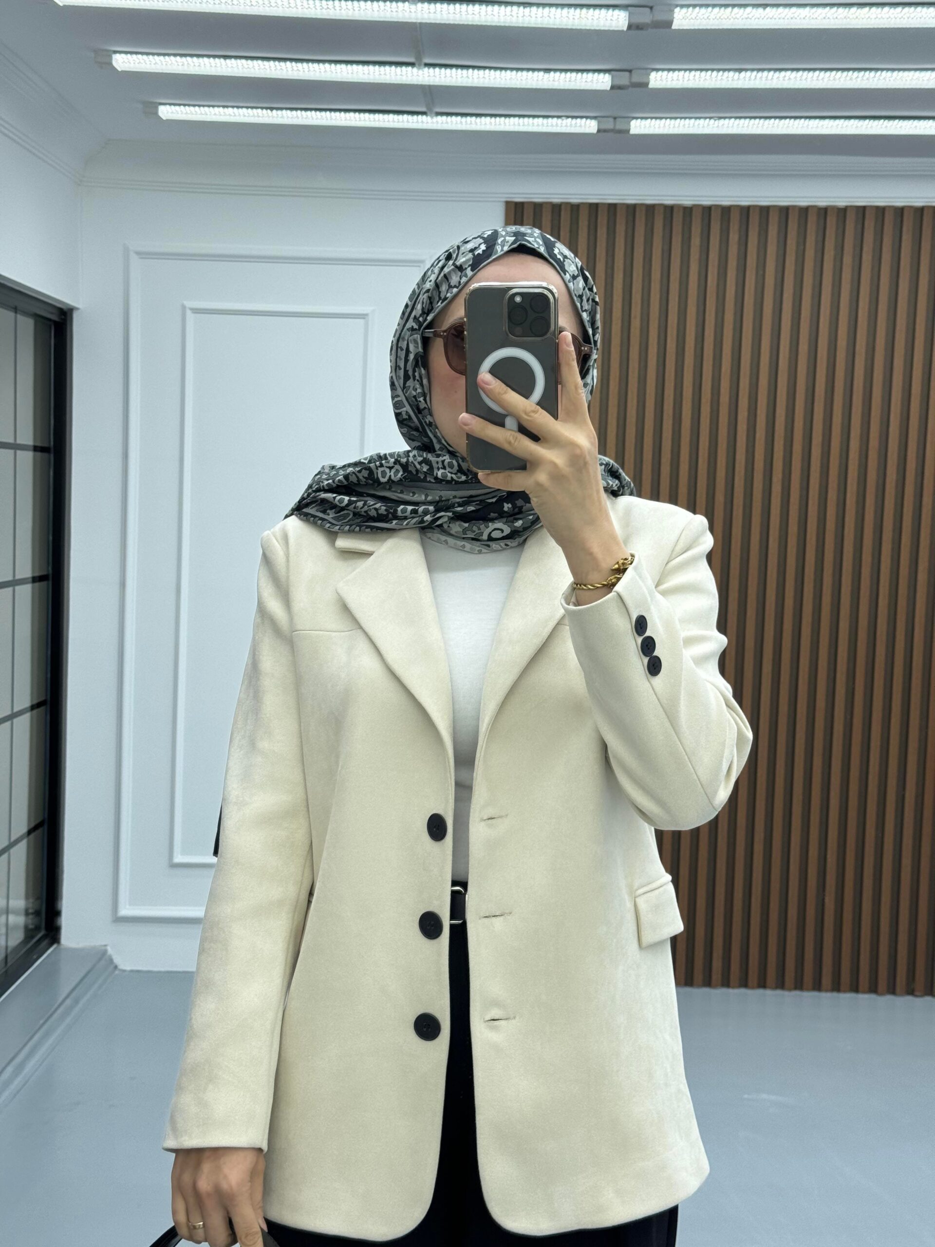 Süet Tasarım Ceket Ekru