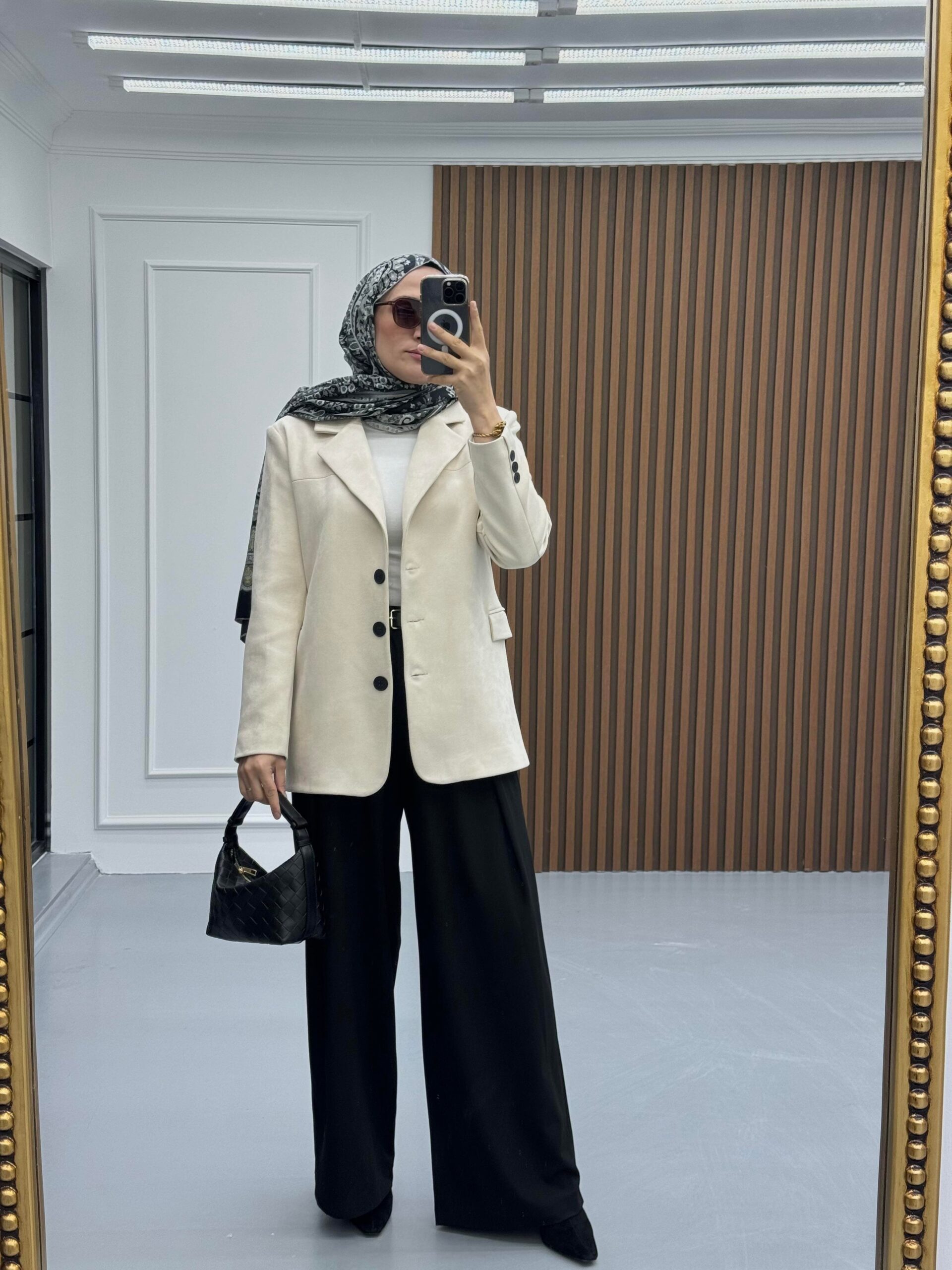 Süet Tasarım Ceket Ekru - Görsel 2