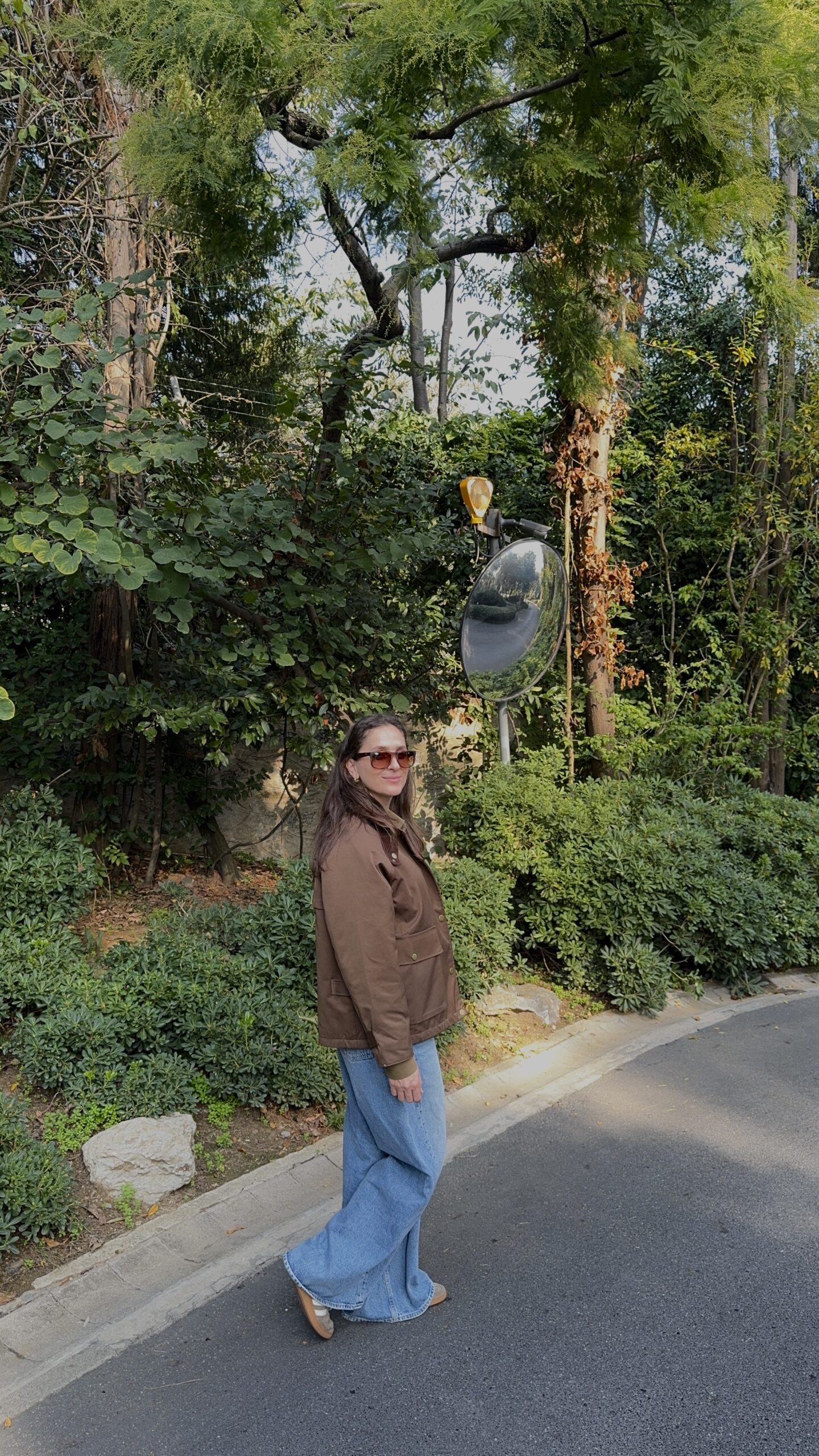 Haki Kadife Yakalı Mont - Görsel 2