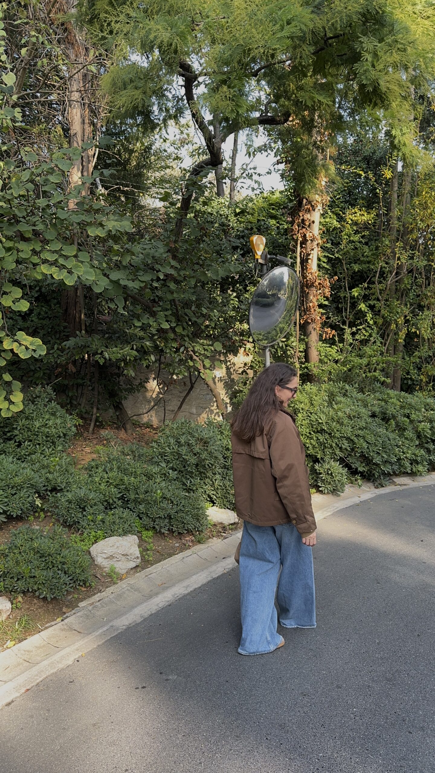 Haki Kadife Yakalı Mont - Görsel 5